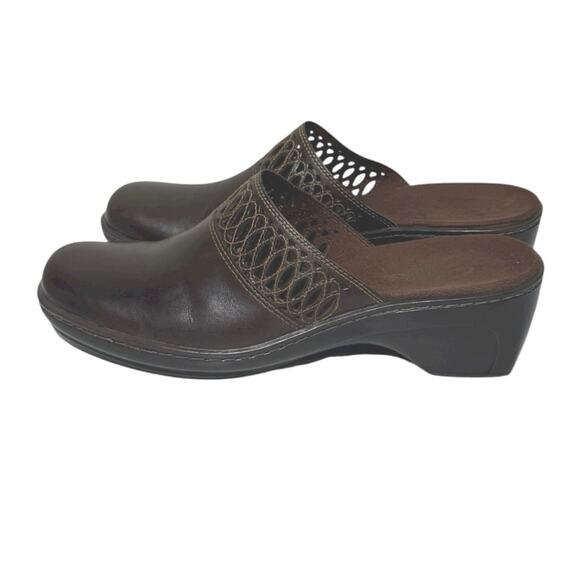 Clarks Women’s Brigit Brown Leather Mules Clogs Slip On Cutout Detail Size 8.5 M - Picture 4 of 12